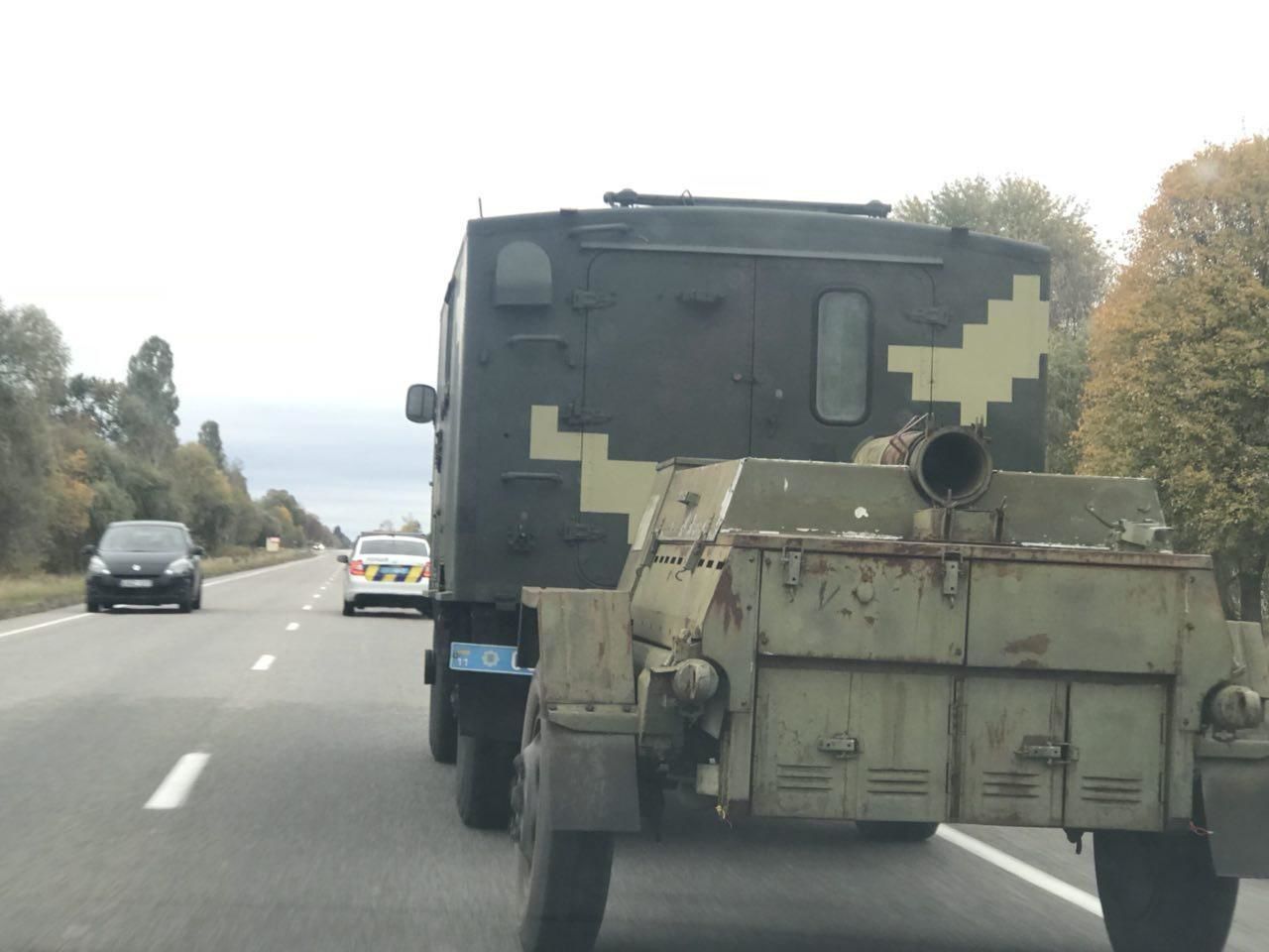 Спецтранспорт прямує до Ічні_1