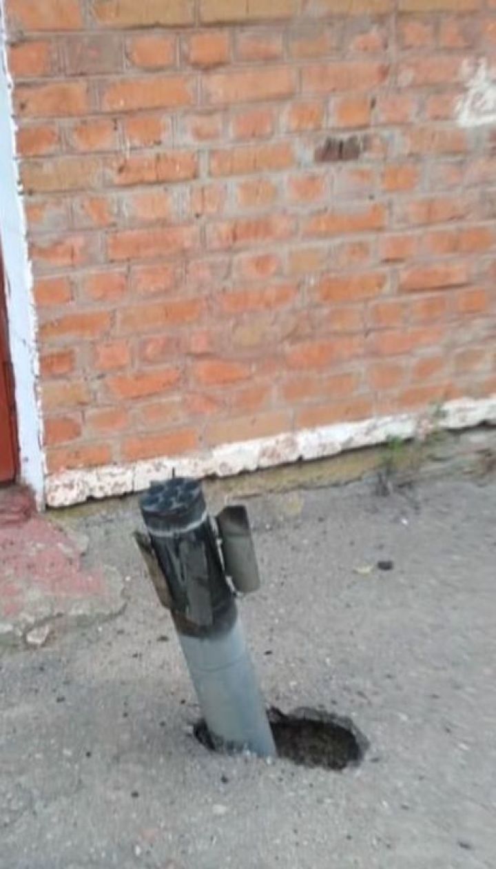 У потрощених вибухами снарядів будинках почали працювати мародери