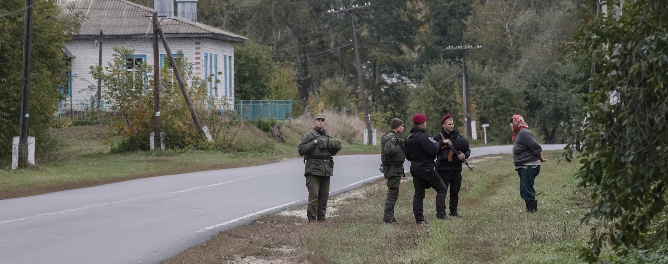 Знелюднілі вулиці та будинки без вікон: від Ічні на Чернігівщині евакуювали цілі села