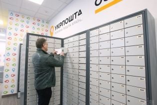 ТСН дізналася, скільки людей досі пишуть листи від руки