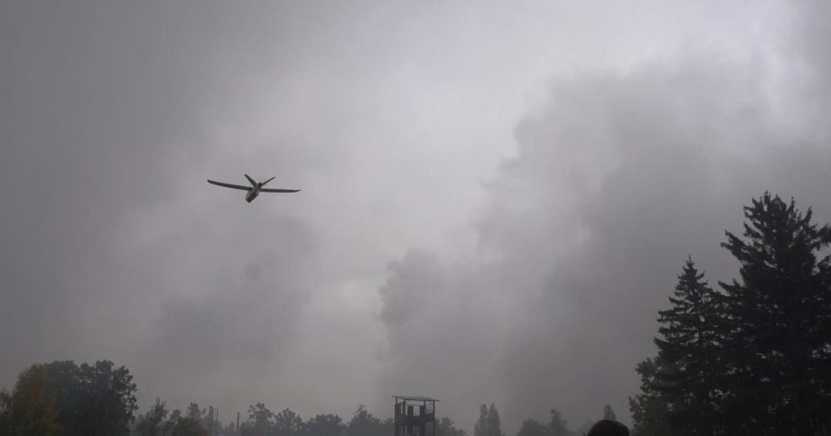Після ліквідації пожежі та вибухів на військовому складі біля Ічні відкрили небо для польотів літаків
