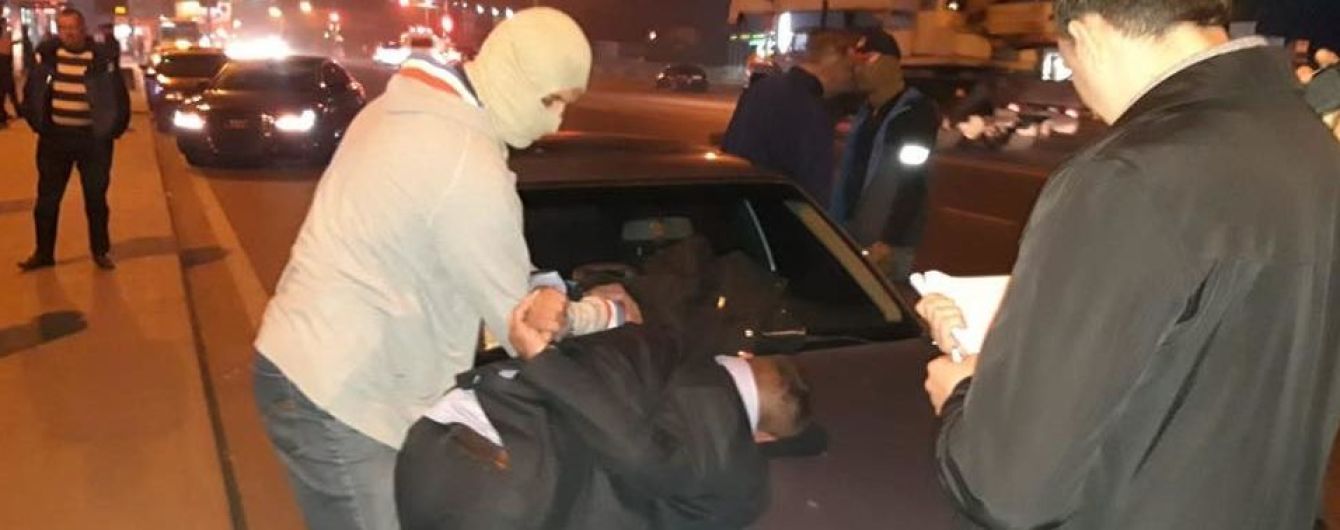 В ГПУ объяснили, за что задержали начальника таможенного поста в Раве-Русской