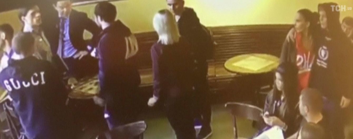 Появилось видео, как Кокорин и Мамаев общались со следователями