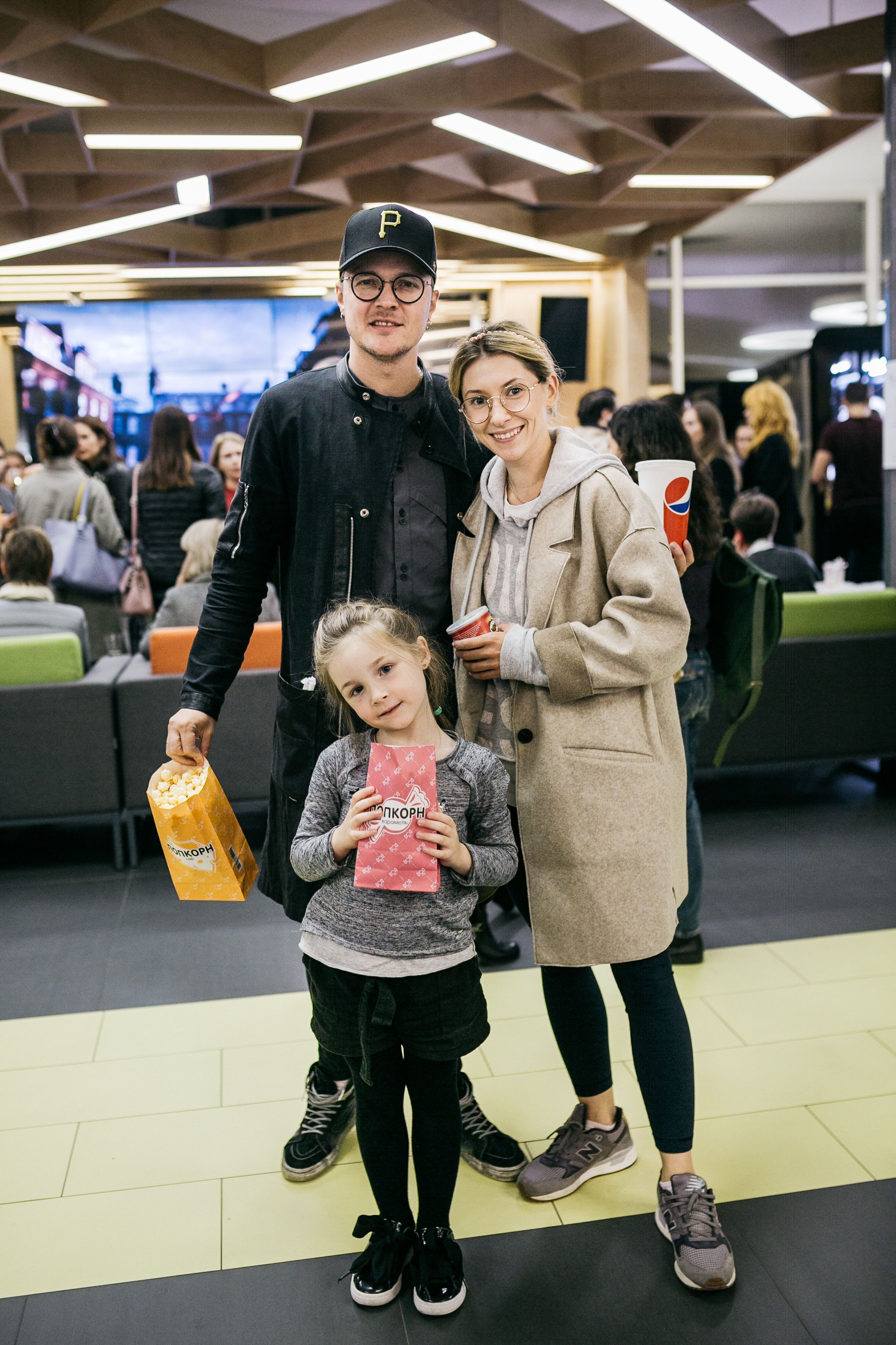 Звезды на премьере "Звезда родилась"_5