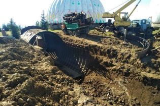 На Буковині військові спробували розпиляти на брухт секретну базу часів СРСР