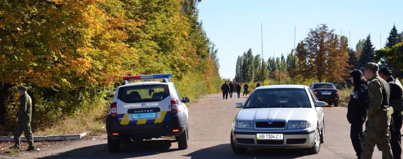 Обломки возле школы в Лисичанске были частью ракеты украинской ПВО, которая сбила беспилотник боевиков
