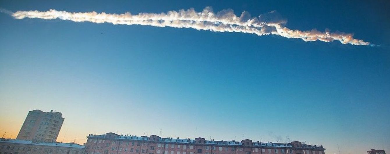 В Японии на крышу дома упал метеорит