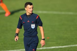 Українським арбітрам довірили матчі в Лізі Європи