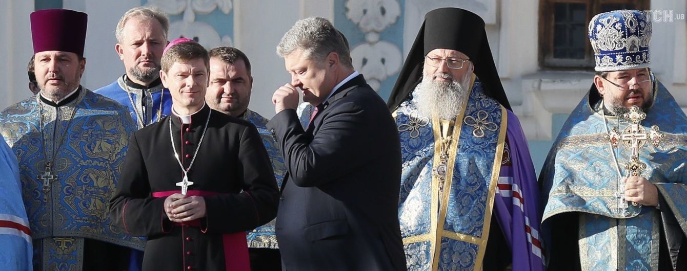 Порошенко пообіцяв не тиснути на тих, хто збереже вірність РПЦ