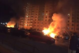 Сотруднице Коцюбинского поселкового совета сожгли две машины
