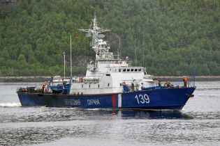 Россия направила в Азовское море два военных корабля