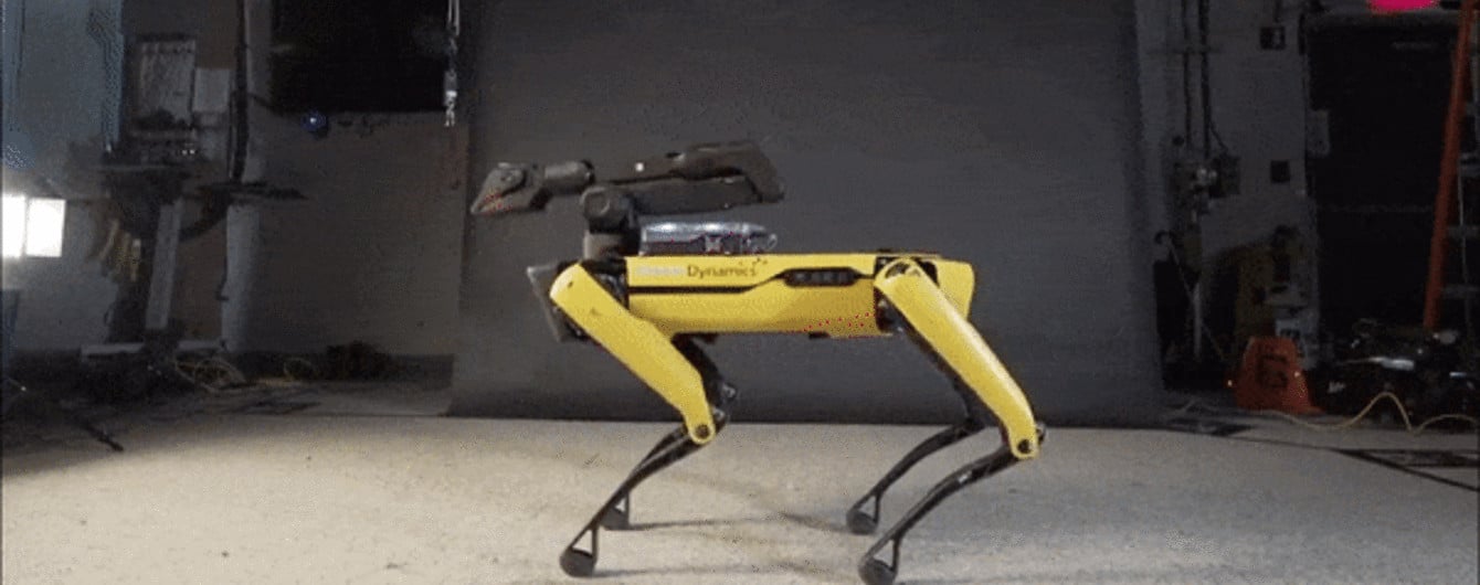 Тверк и лунная походка. Boston Dynamics научили своего робота-пса зажигательным танцам