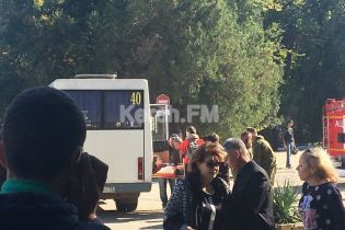 Появилось первое видео после взрыва в колледже Керчи