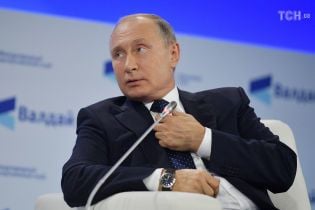 В РФ покончила с собой школьница, написавшая Путину о маленькой зарплате мамы