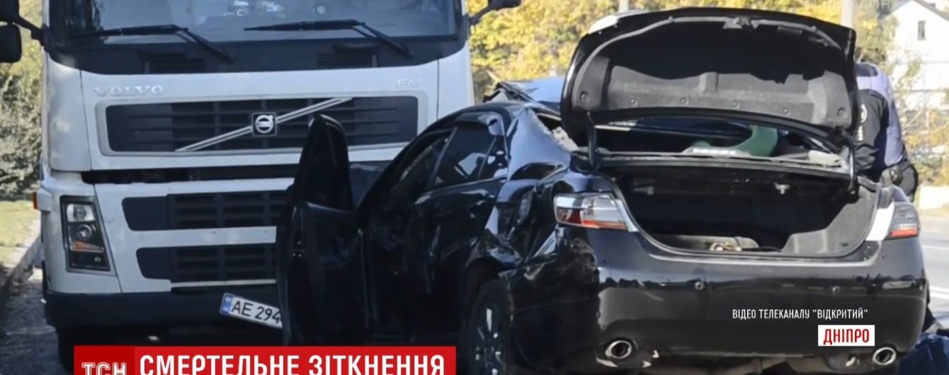 У Дніпрі на мосту сталася смертельна ДТП