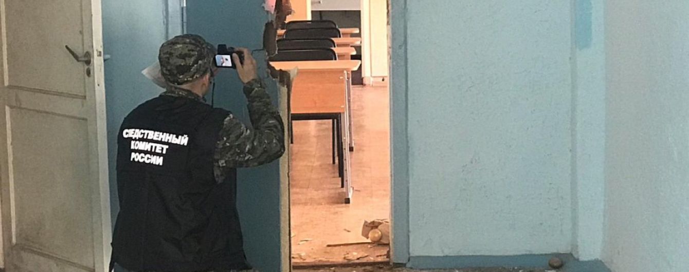 РоссСМИ удалили видео с камер наблюдения во время убийств в Керчи. Пользователи находят в нем странности