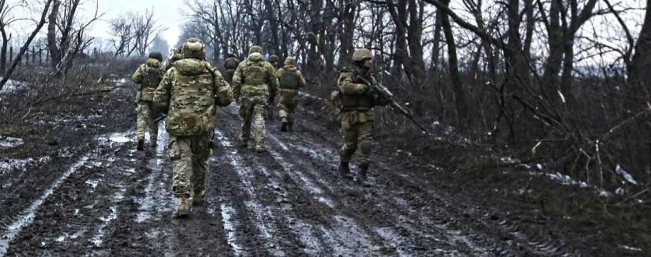 Письмо погибшего в ДАП 19-летнего "киборга" наконец попало к ученикам харьковской школы