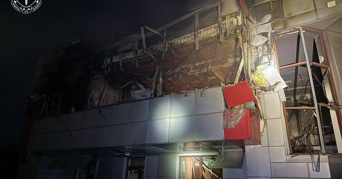 Вокзал після обстрілу