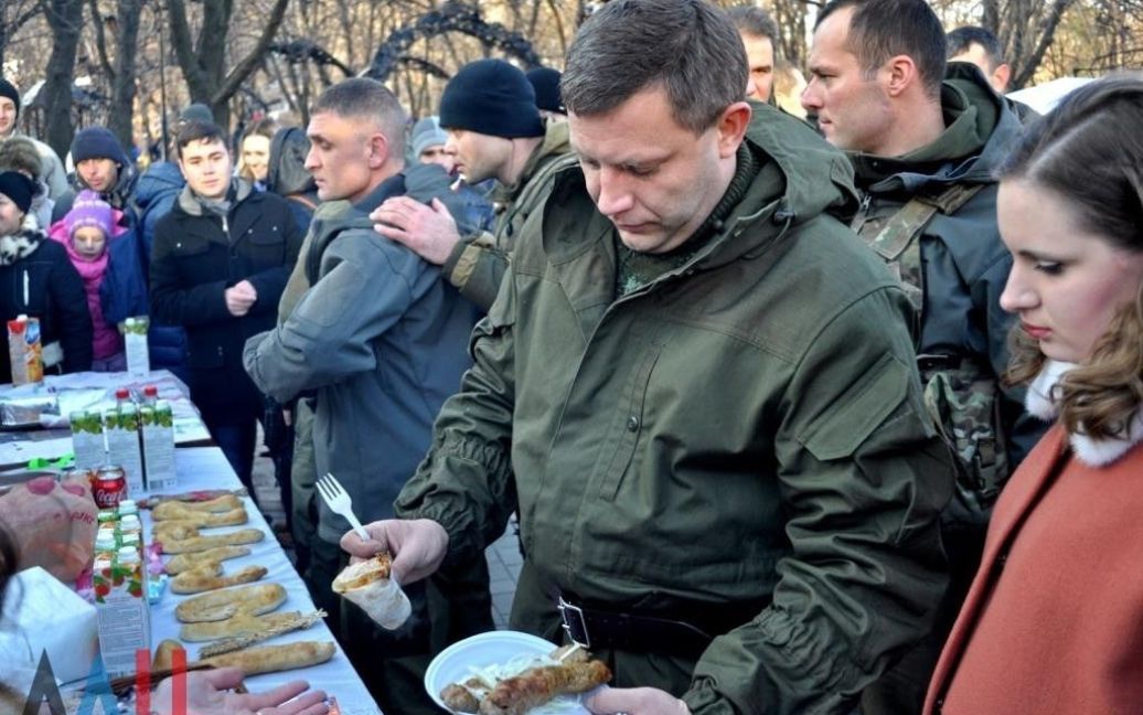 В День памяти жертв голодоморов боевики решили устроить в Донецке гуляния / © ДАН