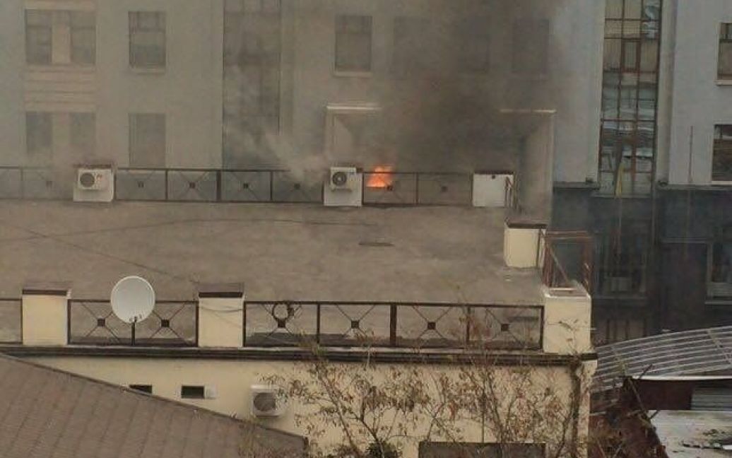 Пожар произошел на первом этаже заведения / © kiev.vgorode.ua