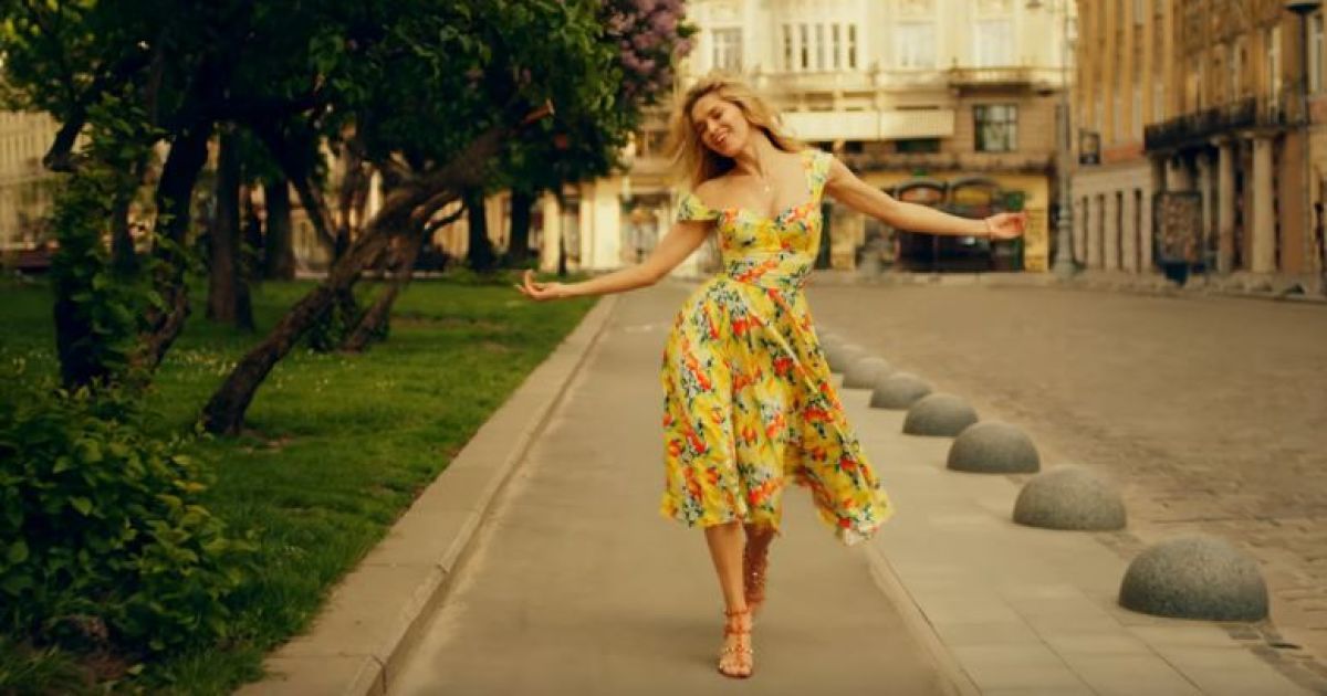 Жалаңаш сұлу қыздардың суреттері Playboy