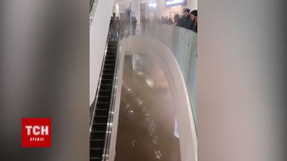 В Киеве кипятком затопило ТРЦ Ocean Plaza