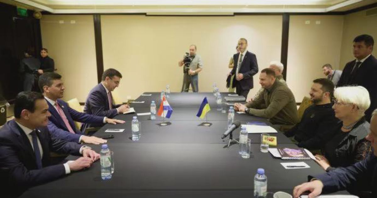 Зеленський зустрівся з президентами Парагваю, Уругваю та Еквадору Фото: ОП