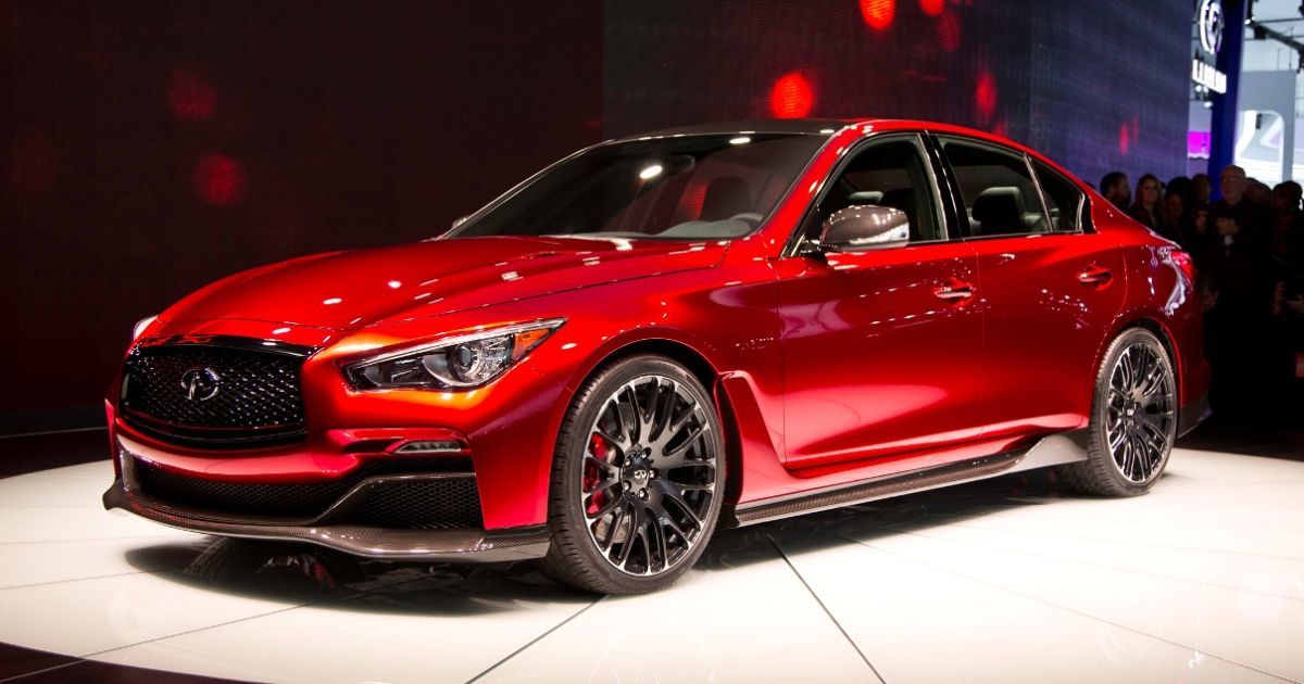 Экстремальный Infiniti Q50 Eau Rouge не пойдет в серию