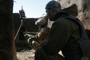 Ситуація на Донбасі: бойовики двічі атакували звільнене українськими військовими селище