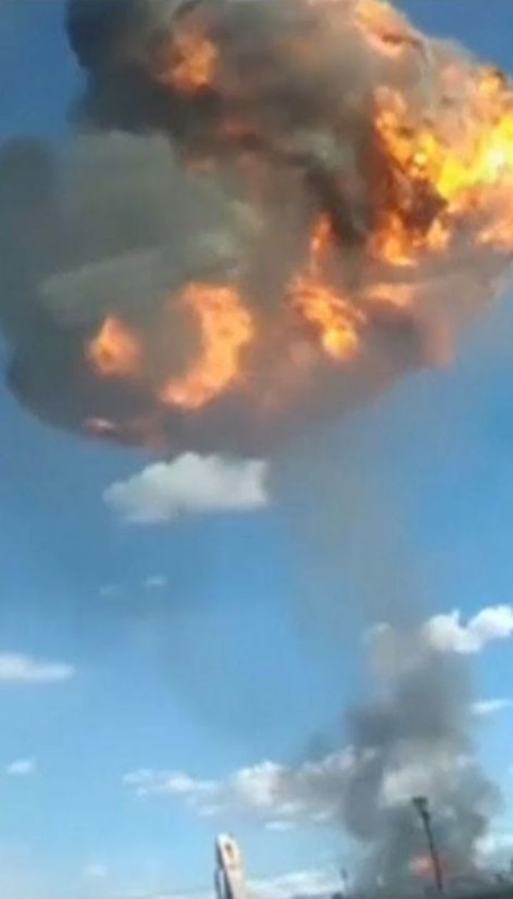 В мексиканской столице прогремел мощный взрыв и вспыхнул пожар на спиртовом заводе