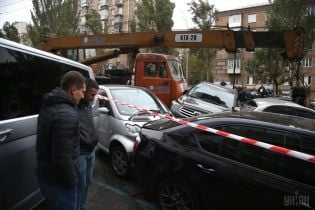ДТП с 21 авто в центре Киева. Опубликовано видео момента столкновения автокрана