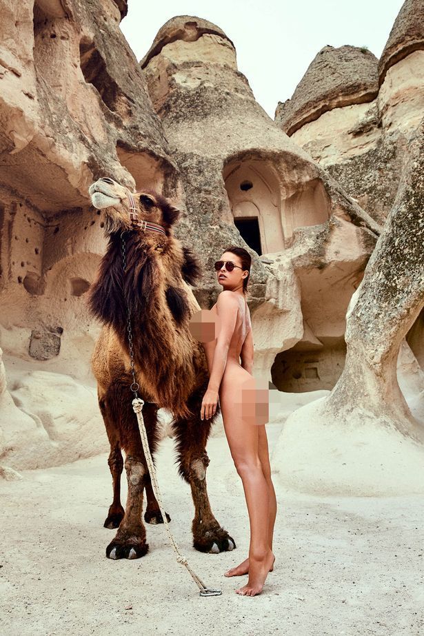 Оголена модель Playboy_4