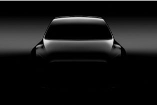 Tesla готується до презентації кросовера Model Y