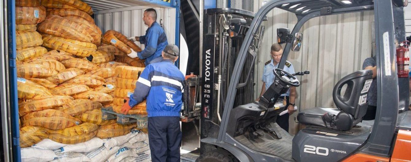 Гройсман похвалився збільшенням надходжень із митниці до держбюджету на 400 мільйонів щоденно