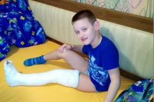 7-летний Тарасик после операции нуждается в усиленной реабилитации