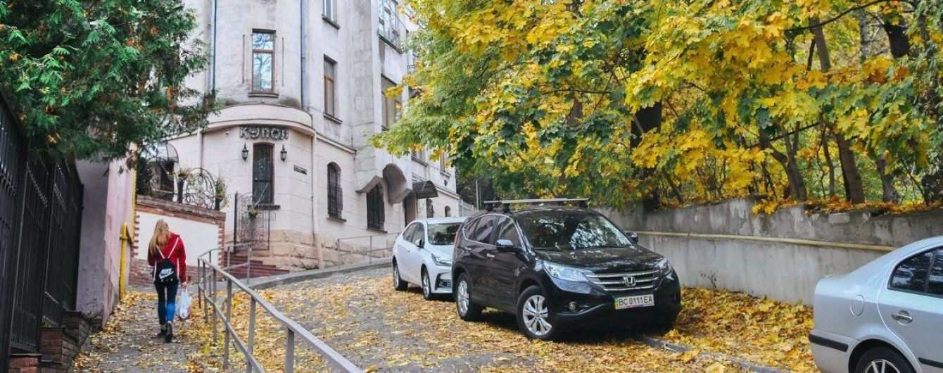 Синоптики прогнозують тумани й заморозки вночі та місцями вдень до 23 градусів тепла