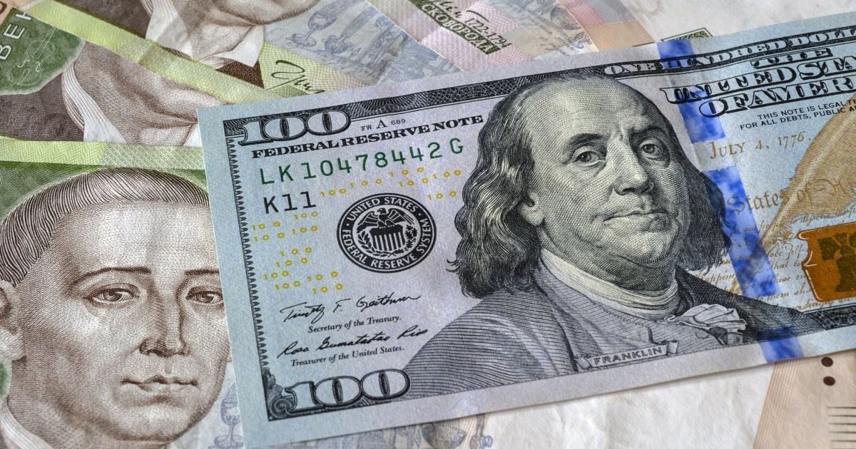 Курс гривны должен составлять 9,68 грн за доллар – Индекс Биг-Мака