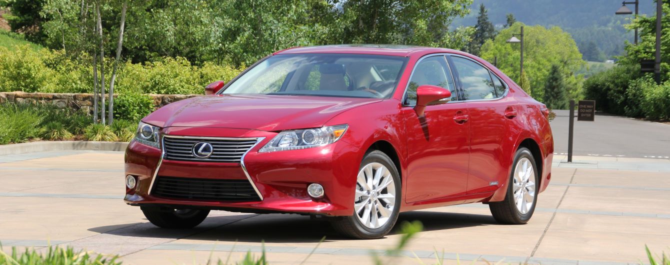 Семья засудила Toyota на $200 миллионов за опасные кресла