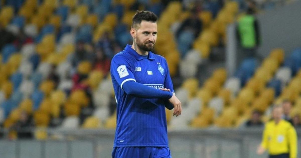 Захисник "Динамо", якого постійно критикують уболівальники, повернеться на батьківщину