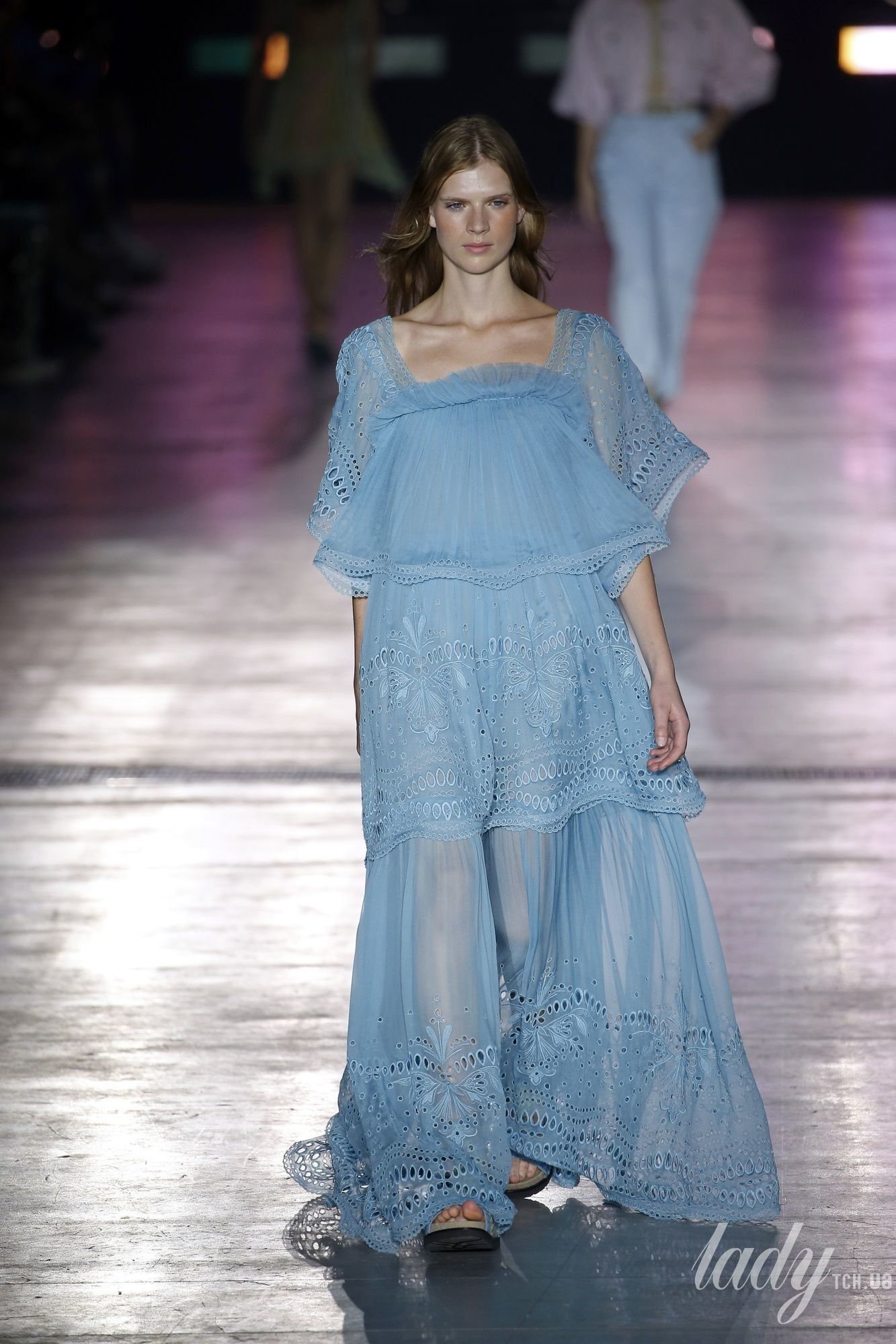 Коллекция Alberta Ferretti прет-а-порте сезона весна-лето 2019_27