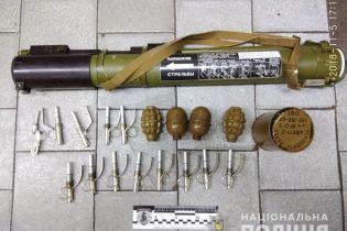 Під Ужгородом вгатили з гранатомета в будинок бізнесмена