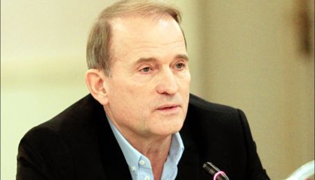 Літак Медведчука після скандального візиту до Москви сів у Києві – журналіст