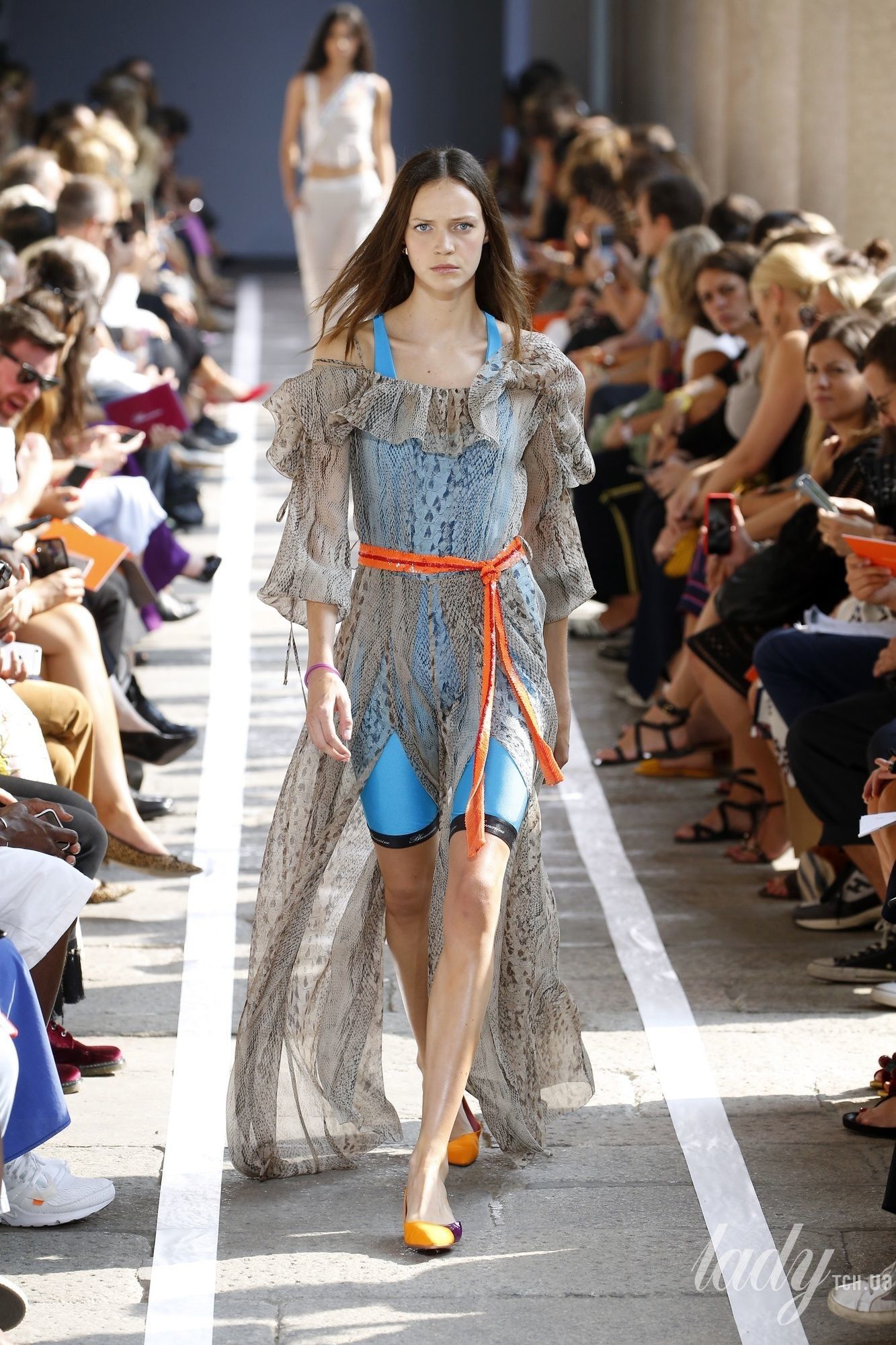 Коллекция Blumarine прет-а-порте сезона весна-лето 2019_9