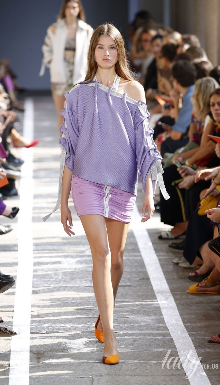 Коллекция Blumarine весна-лето 2019 Коллекция Blumarine весна-лето 2019