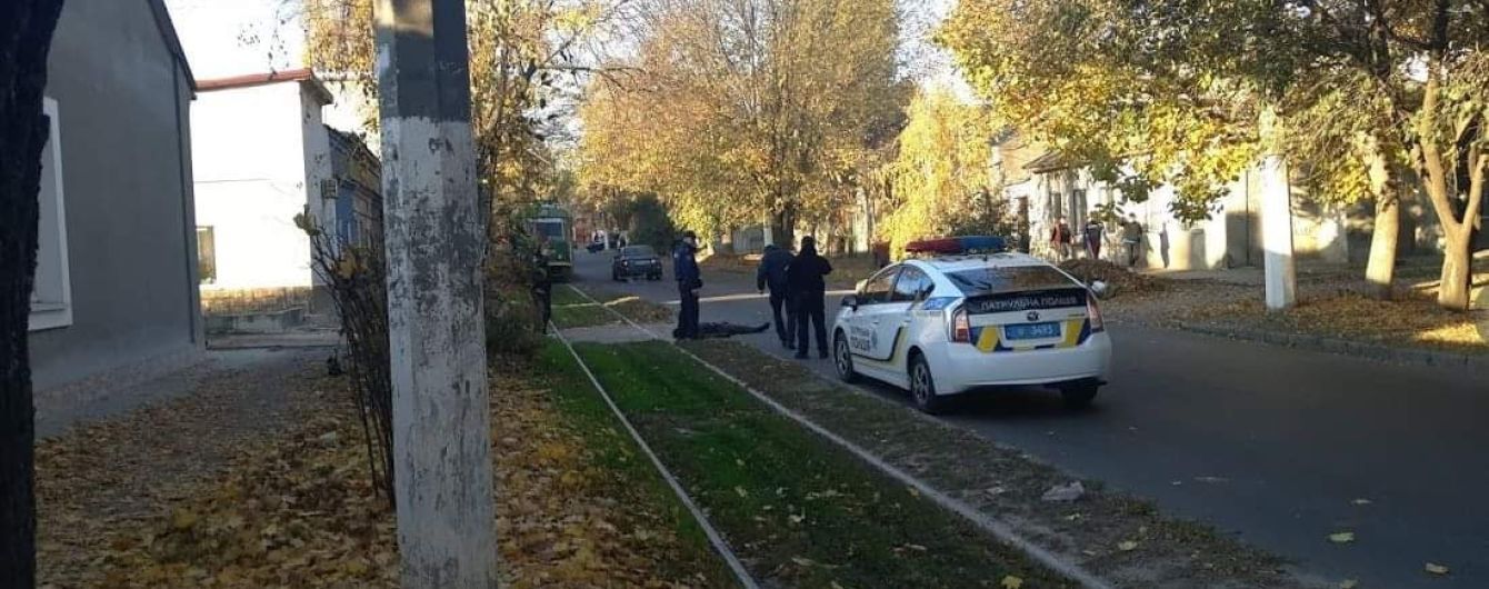 На Одещині поліцейські застрелили підозрюваного у жорстокому вбивстві на цвинтарі