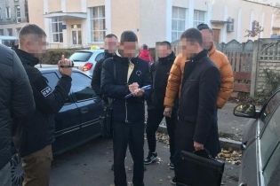 В Житомире на взятке задержали заместителя начальника местной прокуратуры