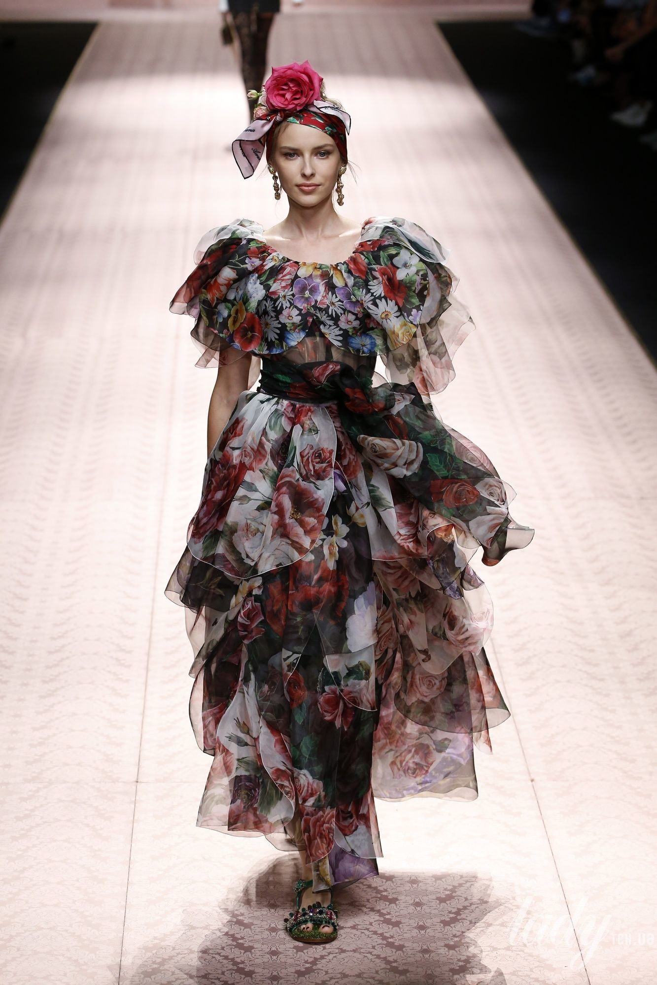 Коллекция Dolce&Gabbana прет-а-порте сезона весна-лето 2019_44