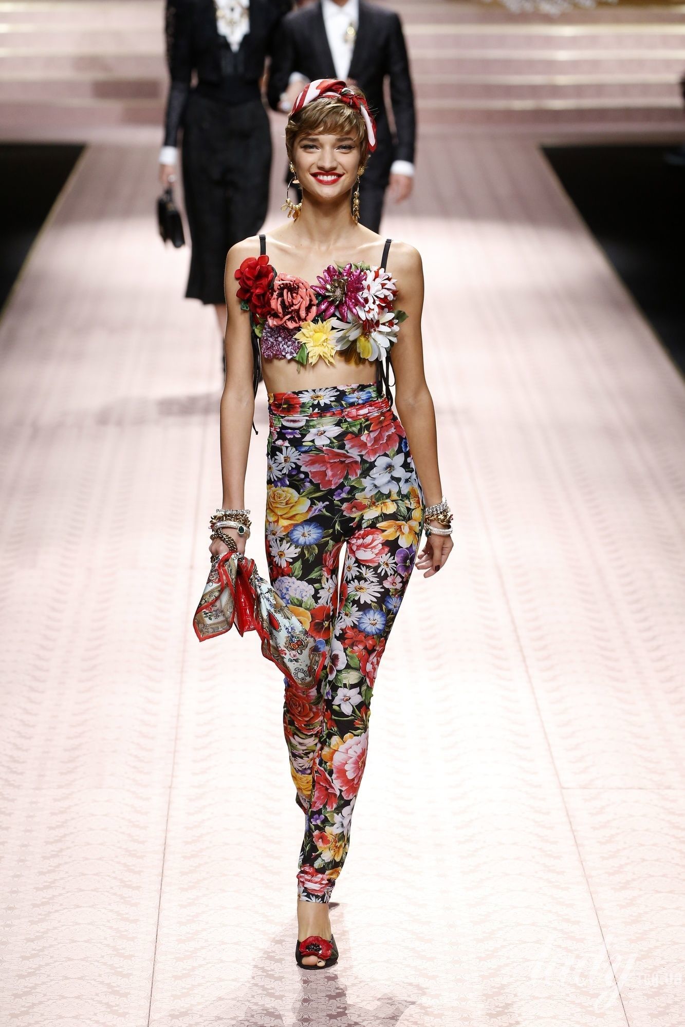 Коллекция Dolce&Gabbana прет-а-порте сезона весна-лето 2019_72