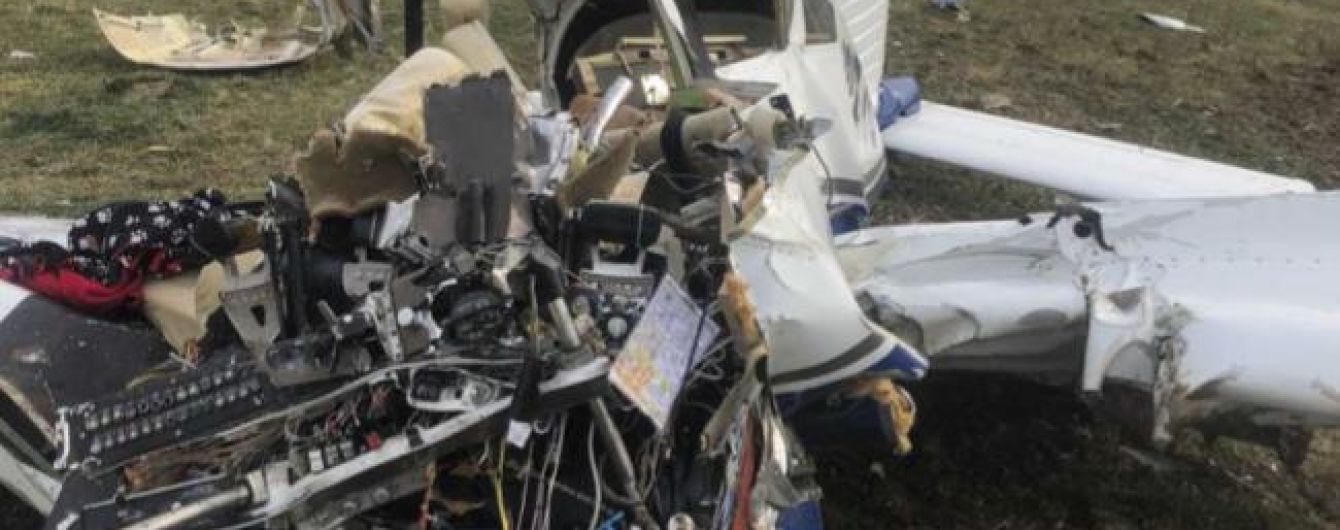 У США під час аварії одномоторного літака загинули чотири людини