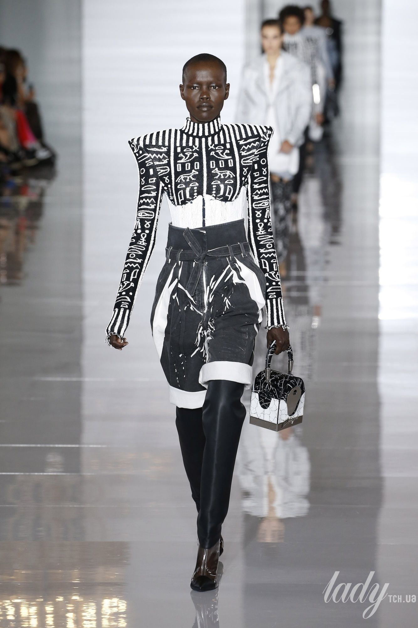 Коллекция Balmain прет-а-порте сезона весна-лето 2019_22